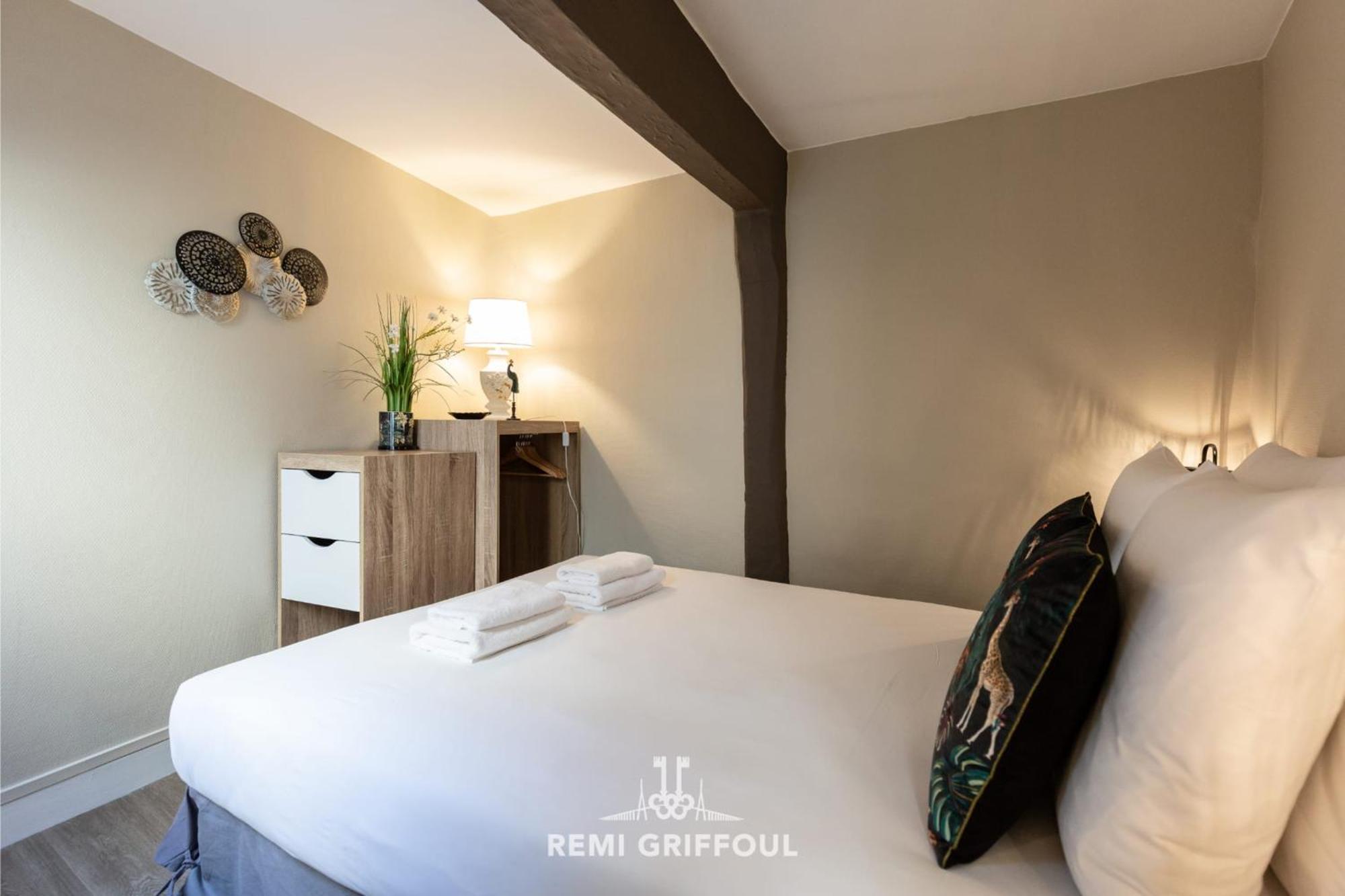 Emeraude Cozy Nest 3 Heart Of Historic District 2 Guests Honfleur Eksteriør billede